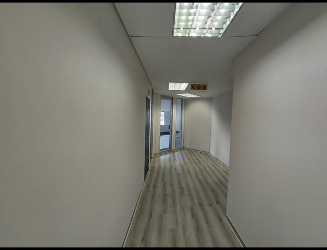 362M² OFFICE TO LET IN FOURWAYS